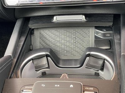 MERCEDES-BENZ GLS - 10