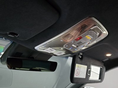 2025 Genesis GV80 thumbnail 19