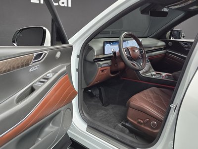 2025 Genesis GV80 photo 10