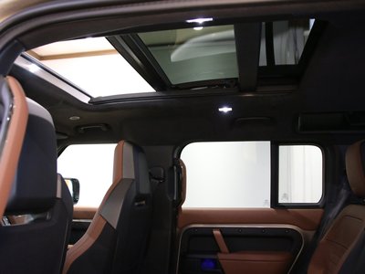 2025 LAND Rover DEFENDER — миниатюра 15