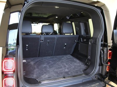 2025 LAND Rover DEFENDER — миниатюра 11