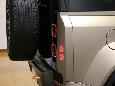 2025 LAND Rover DEFENDER — миниатюра 44