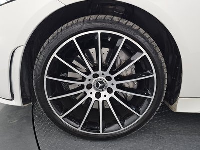 MERCEDES-BENZ CLS - 6