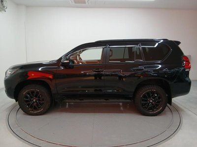 TOYOTA LAND CRUISER PRADO - 7