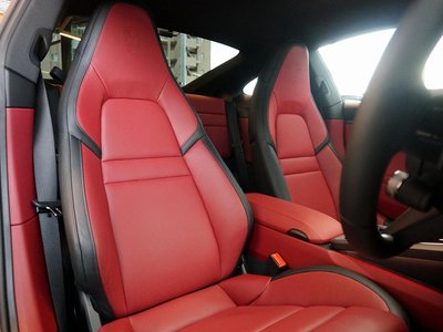 صورة مصغرة 19 لـ 2024 Porsche 911