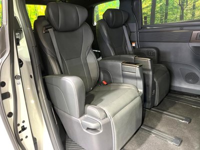 TOYOTA ALPHARD - 9