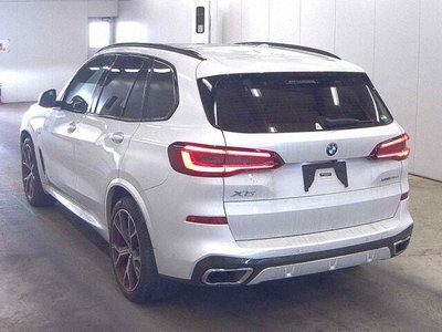 2021 BMW X5 photo 2