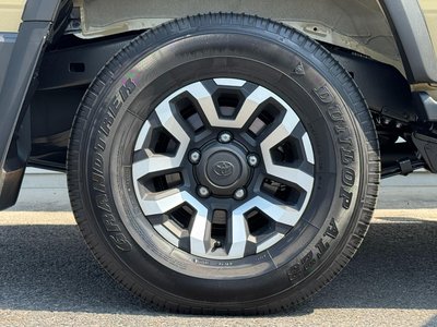 2025 Toyota LAND CRUISER 70 缩略图 32