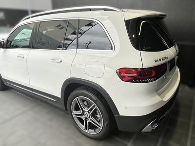 MERCEDES-BENZ GLB - 8