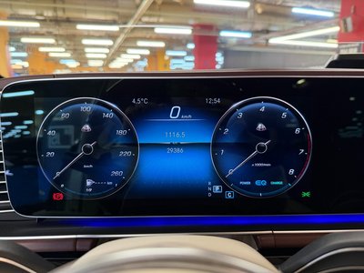 MERCEDES-BENZ GLS - 9