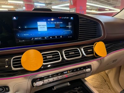 MERCEDES-BENZ GLS - 10