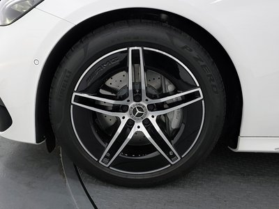 MERCEDES-BENZ E-CLASS - 6