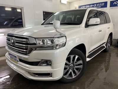 TOYOTA LAND CRUISER 200