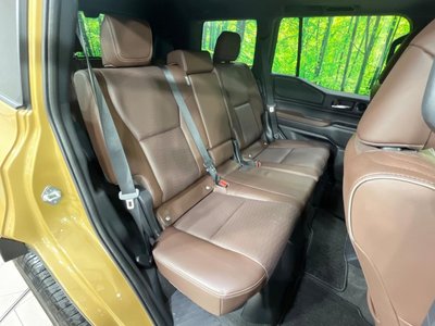 TOYOTA LAND CRUISER - 9