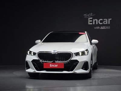 صورة 3 لـ 2026 BMW 5 SERIES