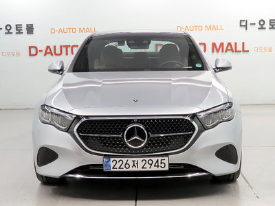 MERCEDES-BENZ E-CLASS - 4