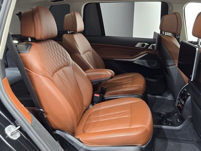 2021 BMW X7 缩略图 11