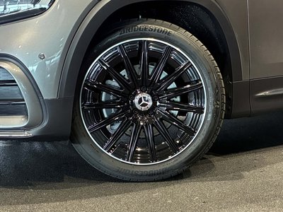 MERCEDES-BENZ GLB - 4