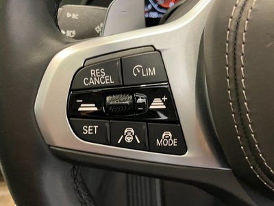 2022 BMW X5 — миниатюра 23
