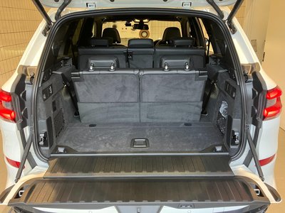 2022 BMW X5 — миниатюра 51