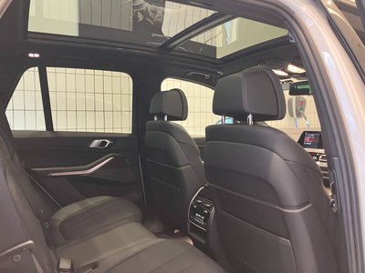 2022 BMW X5 — миниатюра 19
