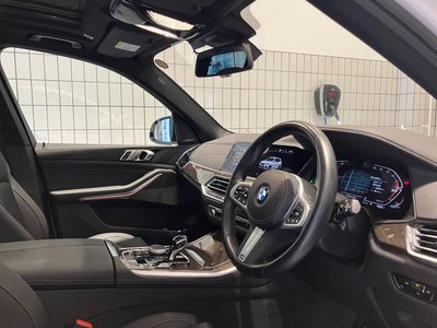 2022 BMW X5 — миниатюра 17