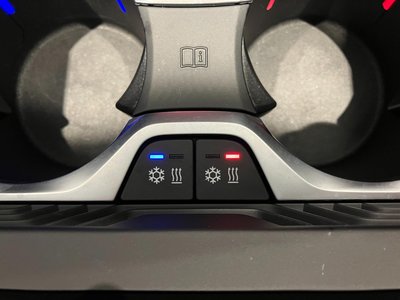 2022 BMW X5 — миниатюра 40