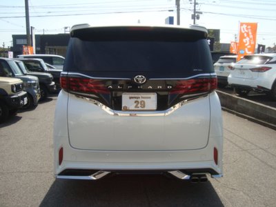 TOYOTA ALPHARD - 9