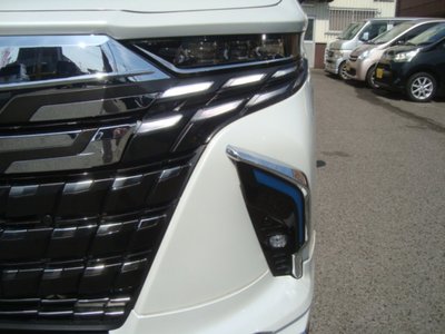 TOYOTA ALPHARD - 4