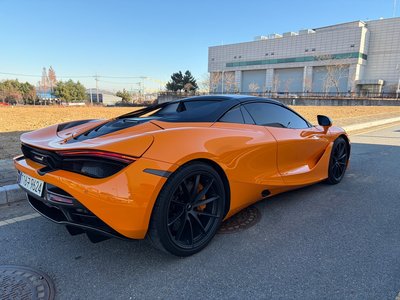 MCLAREN 720S - 4