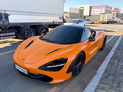 MCLAREN 720S