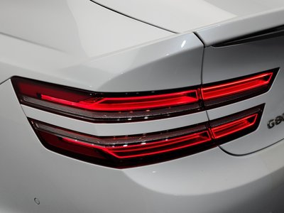 GENESIS G80 (RG3) - 10