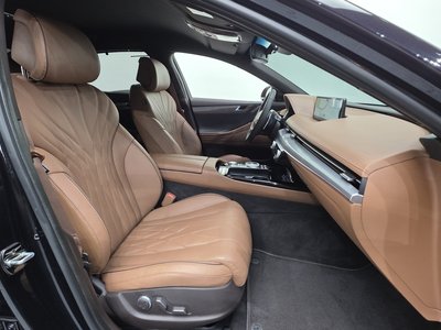 GENESIS G80 (RG3) - 10