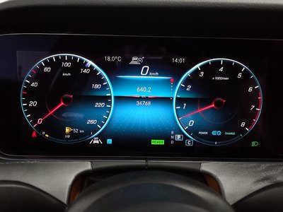 MERCEDES-BENZ CLS - 8