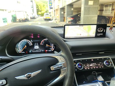 2020 Genesis GV80 photo 8