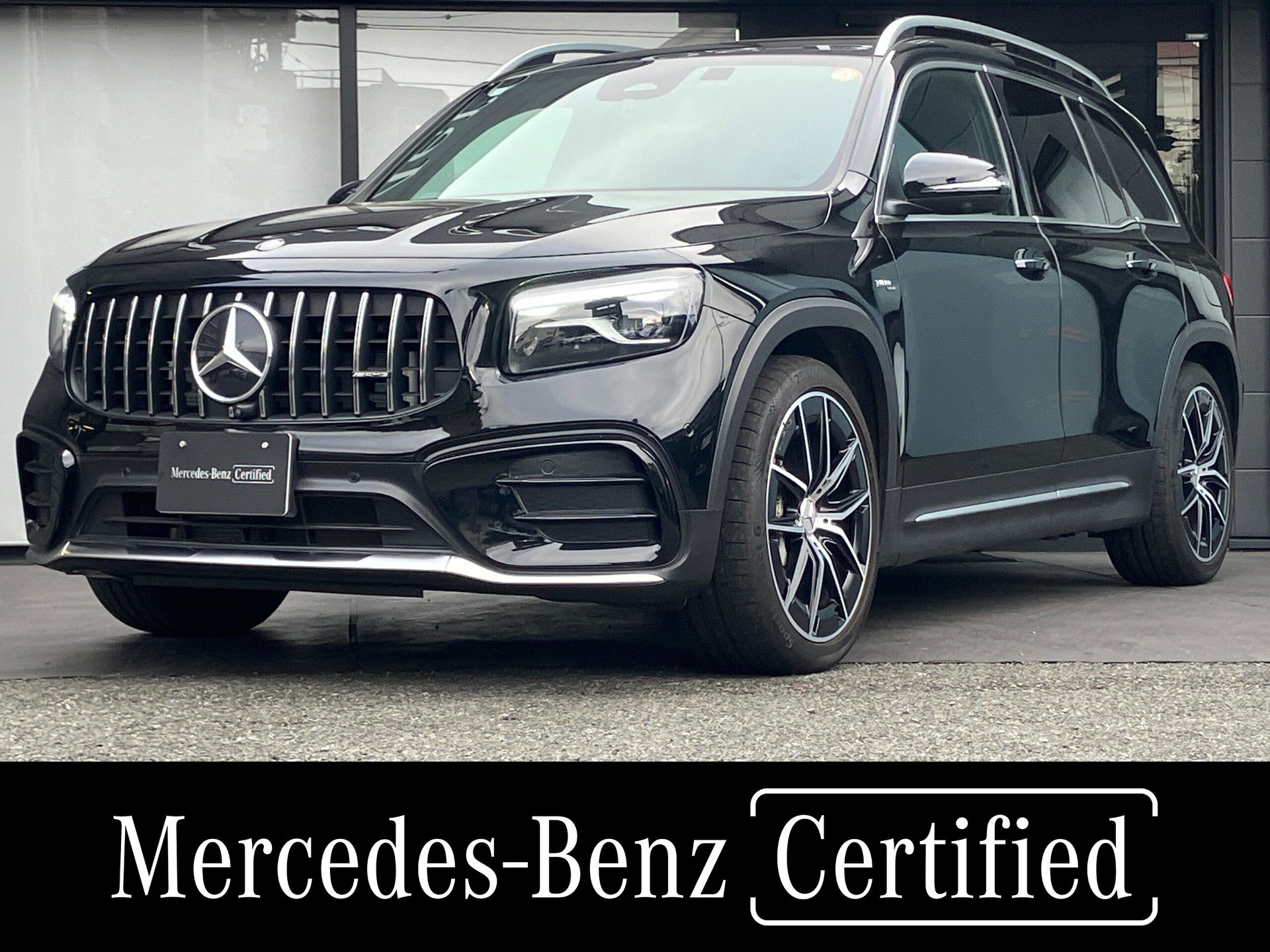 MERCEDES-BENZ GLB AMG - View 1