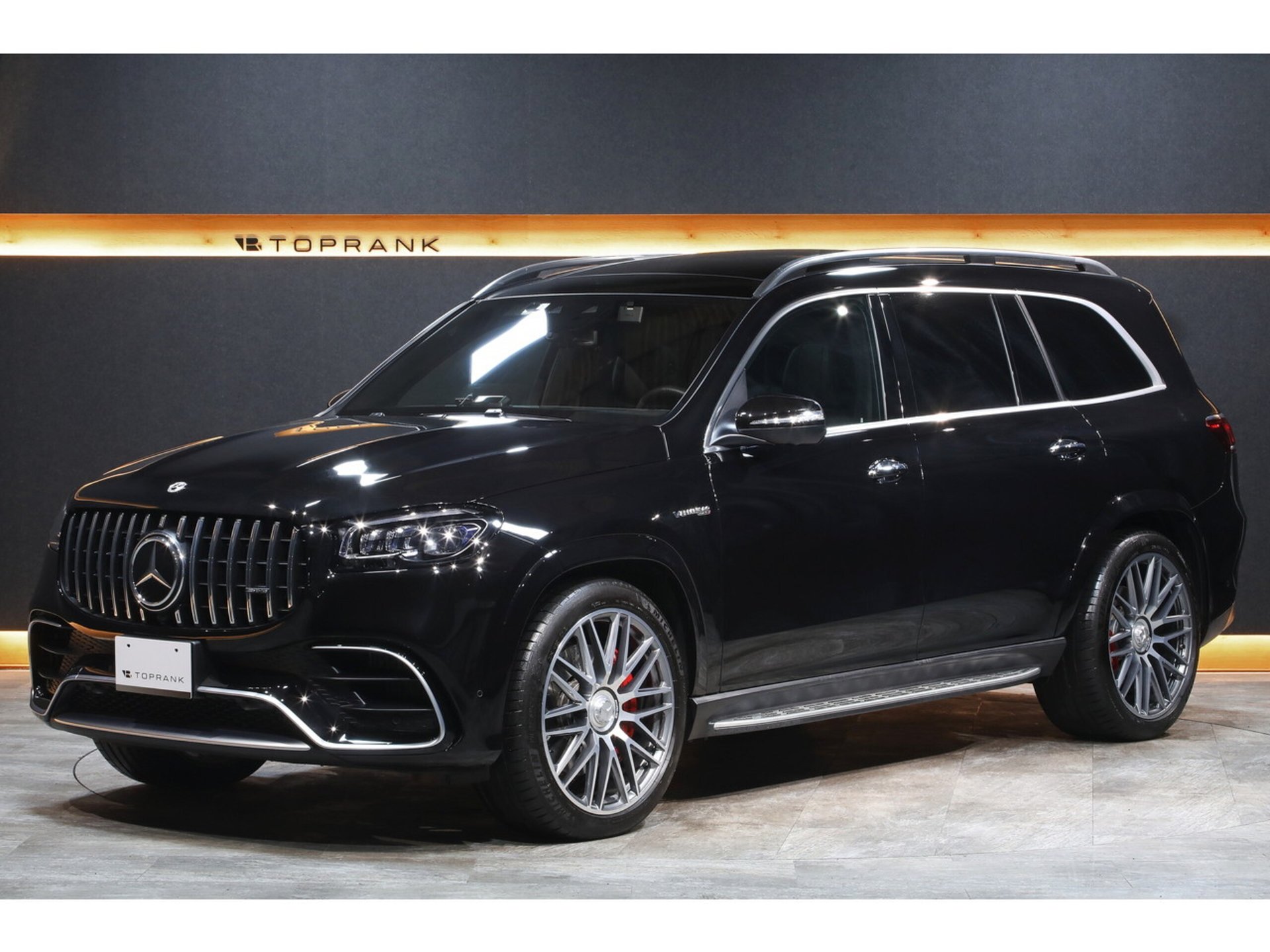 MERCEDES-BENZ GLS AMG - View 1