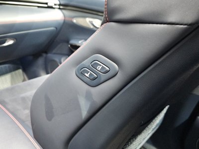 2021 Genesis GV70 — миниатюра 27