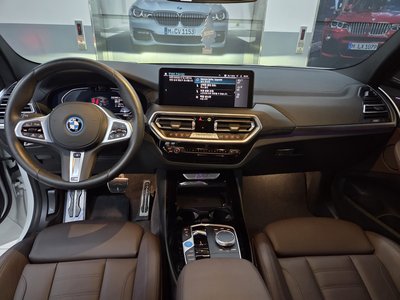 2025 BMW IX3 thumbnail 11