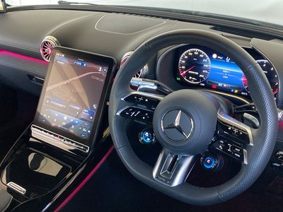 صورة 8 لـ 2023 Mercedes-BENZ SL