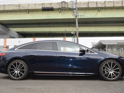 MERCEDES-BENZ EQS - 8