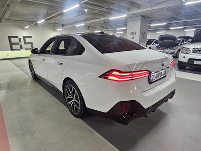 BMW 5 SERIES - 3