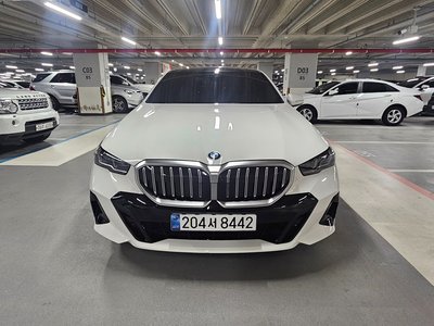 BMW 5 SERIES - 4