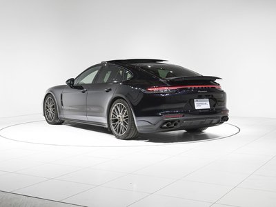 PORSCHE PANAMERA - 8