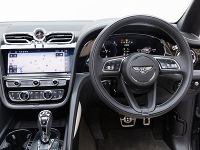 صورة مصغرة 37 لـ 2022 Bentley BENTAYGA