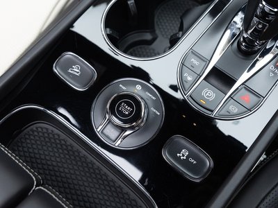 صورة مصغرة 57 لـ 2022 Bentley BENTAYGA