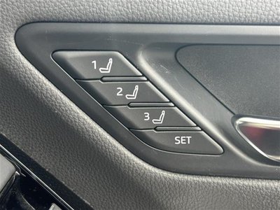 TOYOTA LAND CRUISER 300 - 10