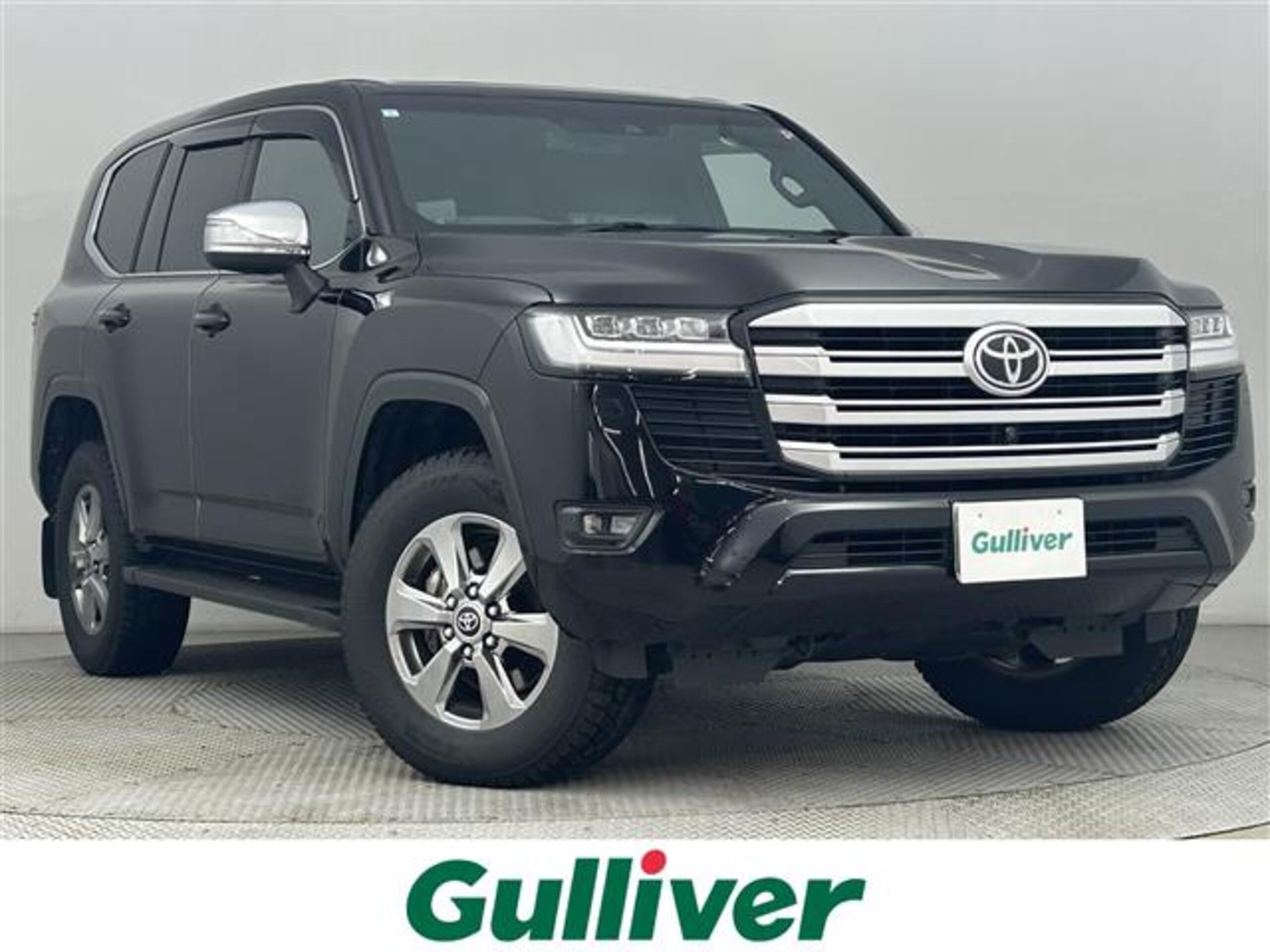 TOYOTA LAND CRUISER 300 - View 1