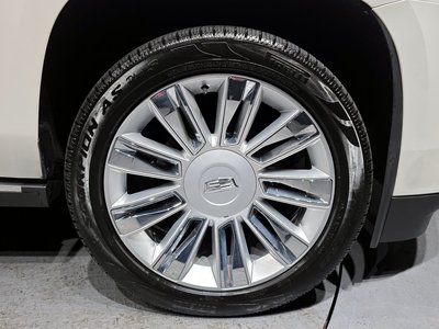 CADILLAC ESCALADE - 6