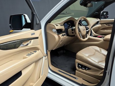 CADILLAC ESCALADE - 10